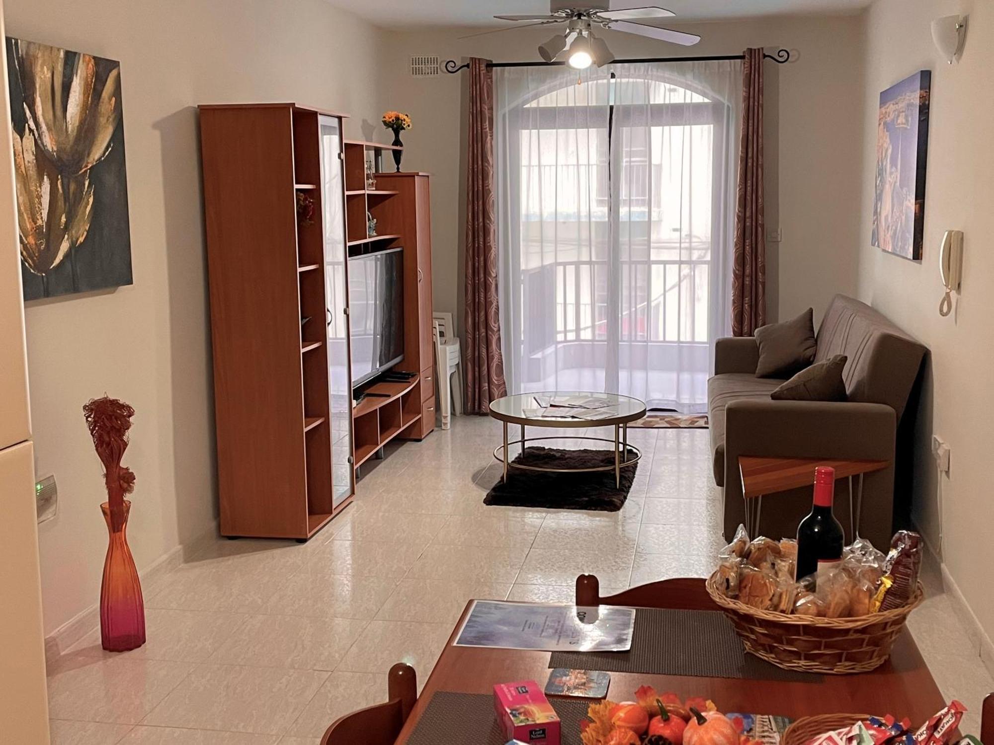 Regent Court - 3 Bedroom Apartment Within Walking Distance From Seafront St. Paul's Bay Exterior photo