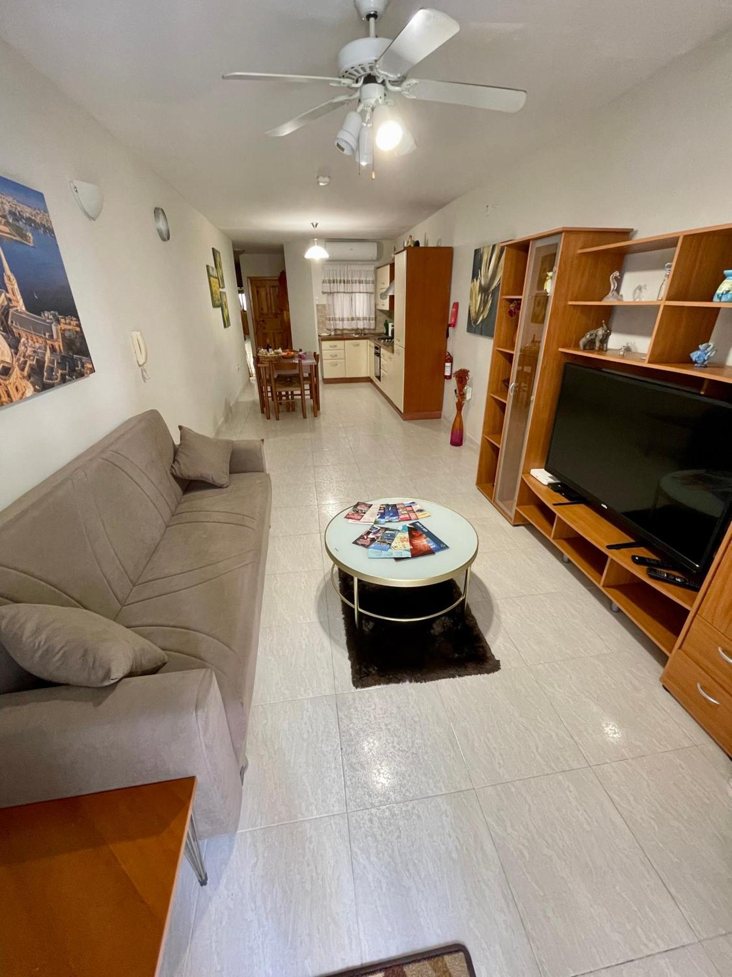 Regent Court - 3 Bedroom Apartment Within Walking Distance From Seafront St. Paul's Bay Exterior photo